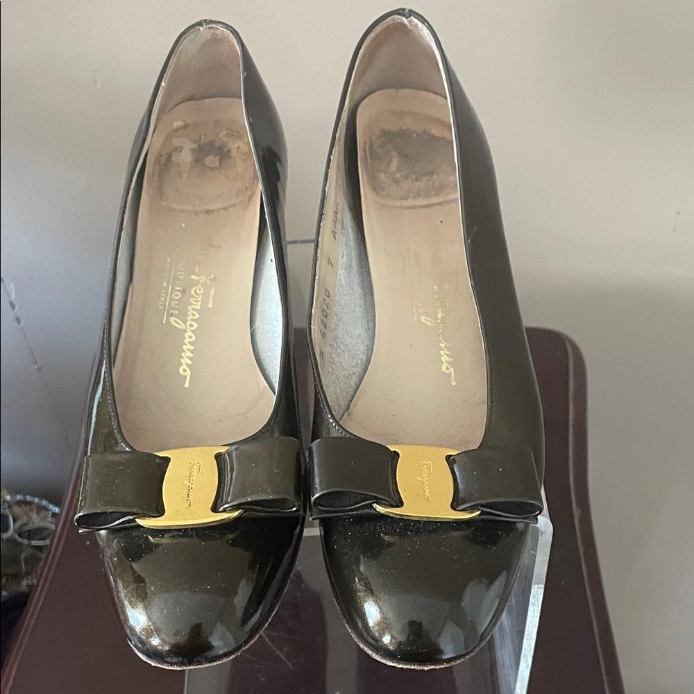 Salvatore Ferragamo Brown Patent Leather Heels with Gold Accent